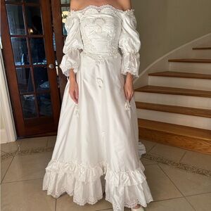 70s’ prairie, pride and prejudice style vintage wedding dress